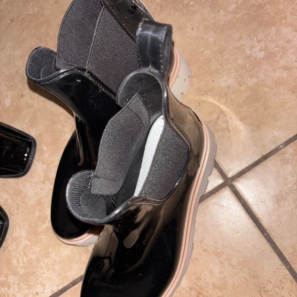 Dolce Vita Black Ankle Boots